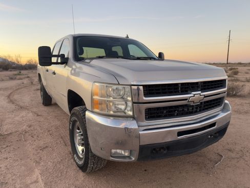 Used 2008 Chevrolet Silverado 2500 LT w/ 1LT Convenience Package image 13