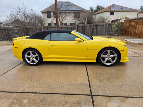Used 2015 Chevrolet Camaro SS image 9