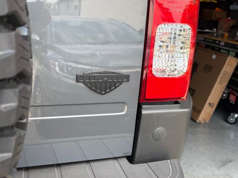 Used 2008 HUMMER H3 Alpha AWD/4WD image 10