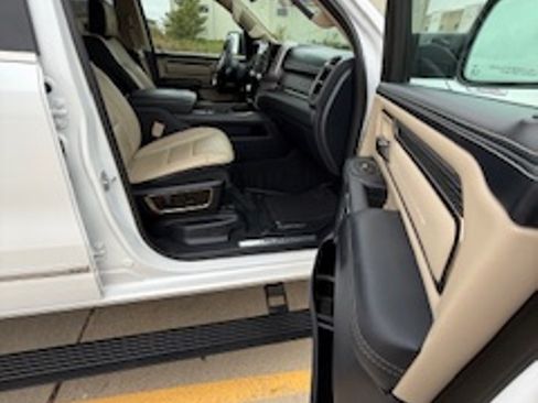 Used 2021 RAM 1500 Limited w/ Advanced Safety Group image 13