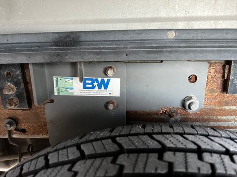 Used 2003 Chevrolet Silverado 3500 LT image 17