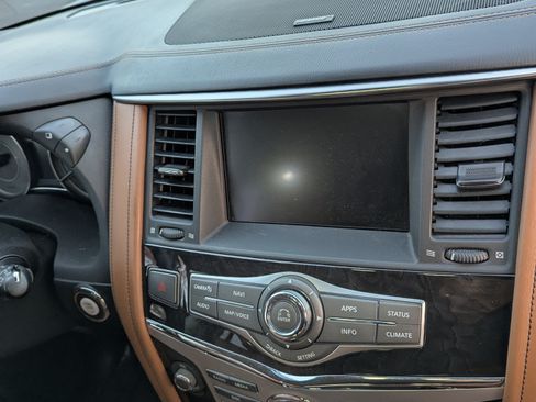 Used 2018 INFINITI QX80 4WD w/ Deluxe Technology Package image 17