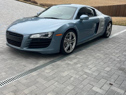 Used 2010 Audi R8 V8 image 5