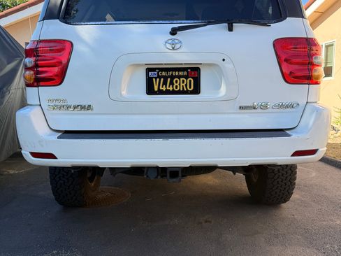 Used 2003 Toyota Sequoia Limited image 2