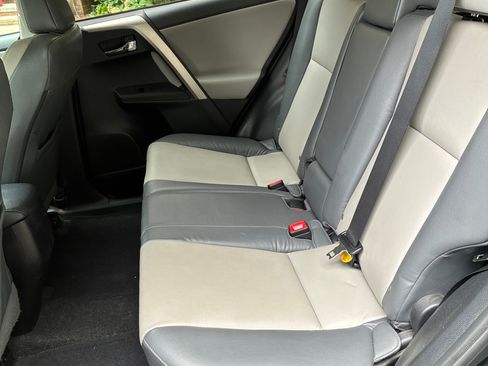 Used 2014 Toyota RAV4 Limited AWD/4WD image 13