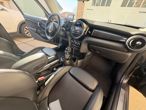 Used 2015 MINI Cooper S image 11