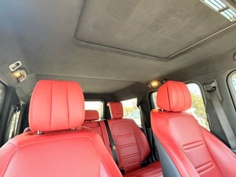 Used 2024 Mercedes-Benz G 550 image 27