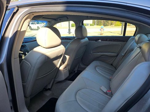Used 2007 Buick Lucerne CXL w/ Driver Confidence Package image 11