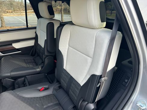 Used 2024 Toyota Sequoia Platinum image 10