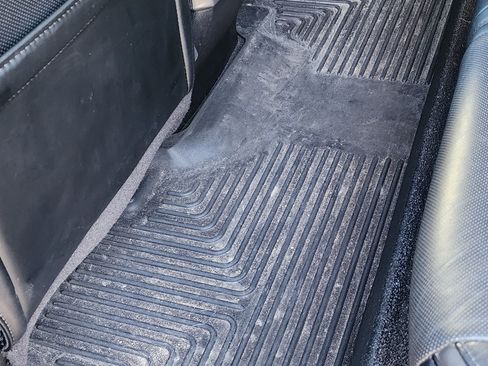 Used 2015 Ford F150 Platinum w/ Equipment Group 701A Luxury image 21