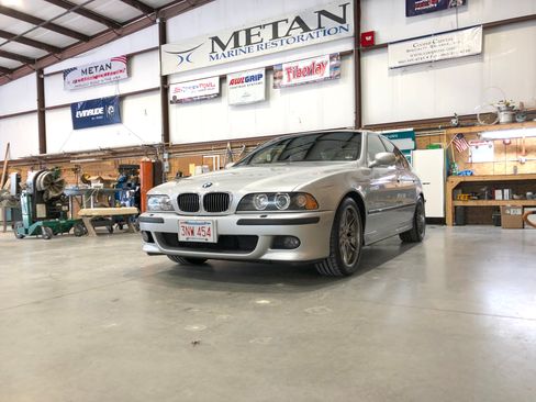 Used 2002 BMW M5 RWD image 6