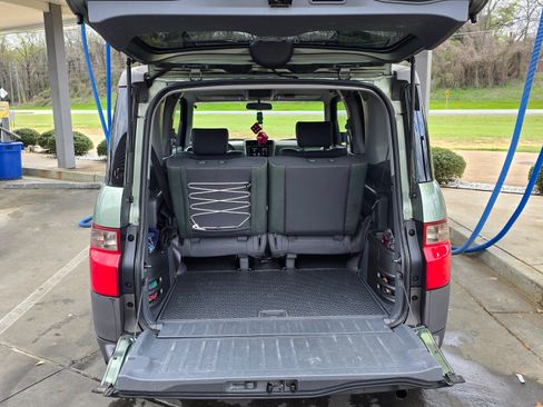 Used 2004 Honda Element EX image 6