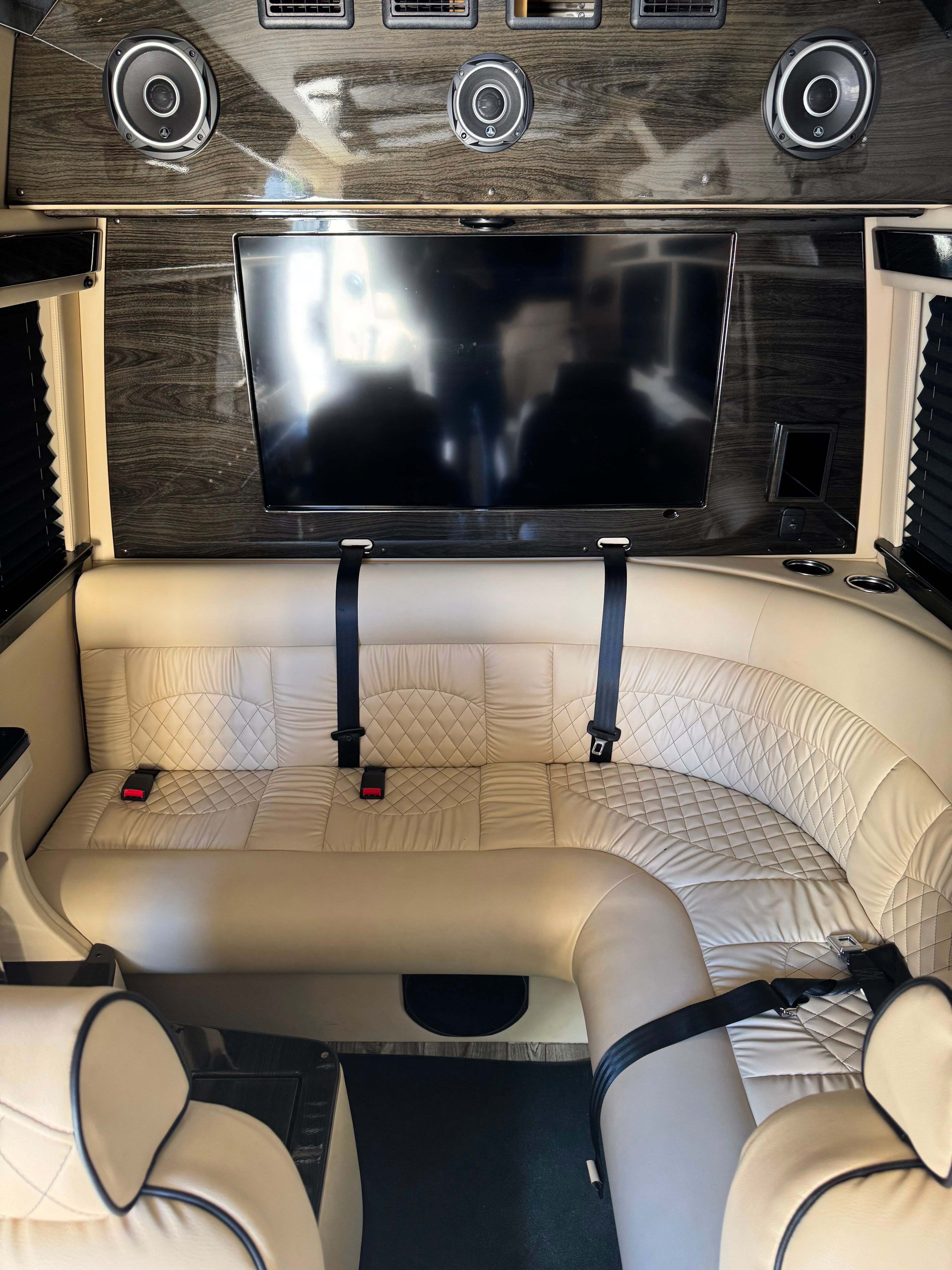 Used 2023 Mercedes-Benz Sprinter 3500 image 13