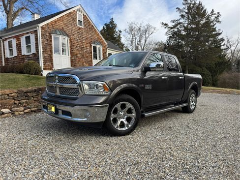Used 2017 RAM 1500 Laramie w/ Convenience Group image 1