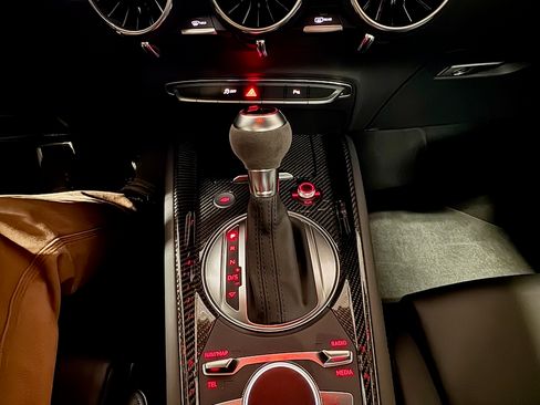 Used 2022 Audi TT RS AWD/4WD image 15