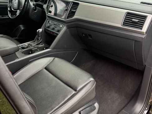 Used 2019 Volkswagen Atlas SE image 12