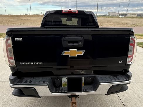 Used 2015 Chevrolet Colorado LT w/ Luxury Package image 6
