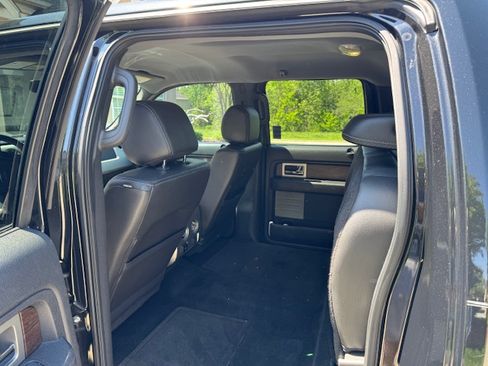 Used 2014 Ford F150 Lariat w/ Equipment Group 501A Mid image 9