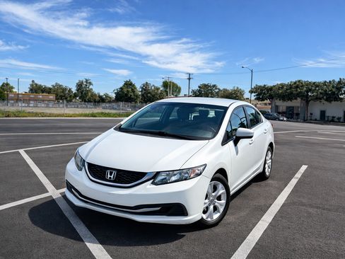 Used 2014 Honda Civic LX image 1