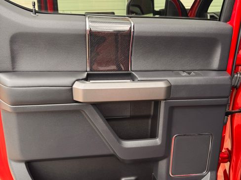 Used 2022 Ford F350 Platinum w/ Tremor Off-Road Package image 18