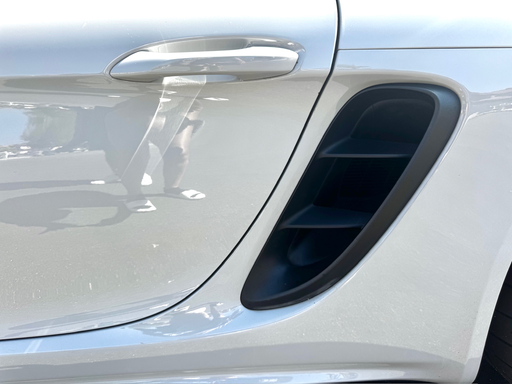 Used 2018 Porsche 718 Boxster RWD image 13