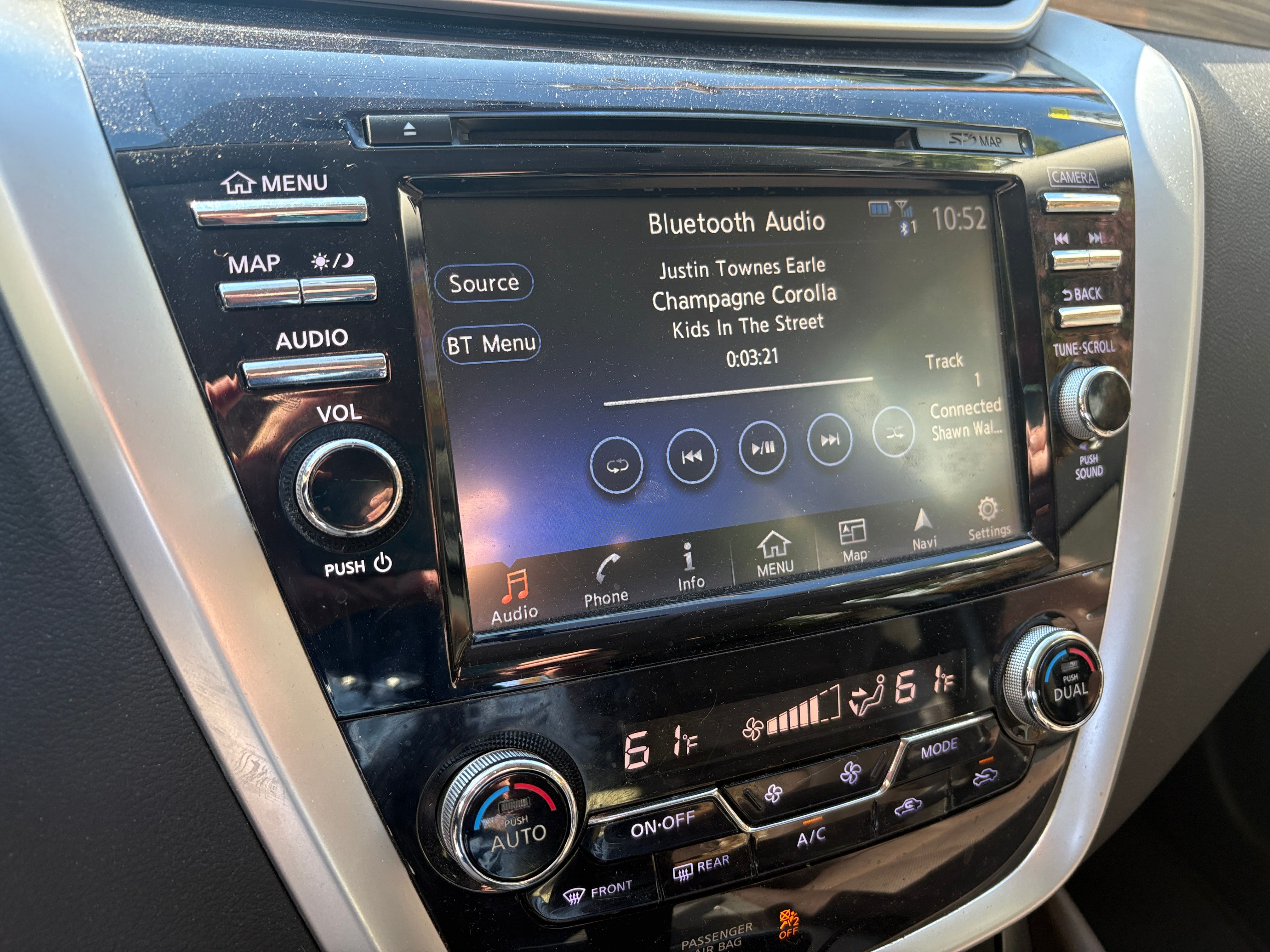 Used 2016 Nissan Murano Platinum w/ Platinum Technology Package AWD/4WD image 31