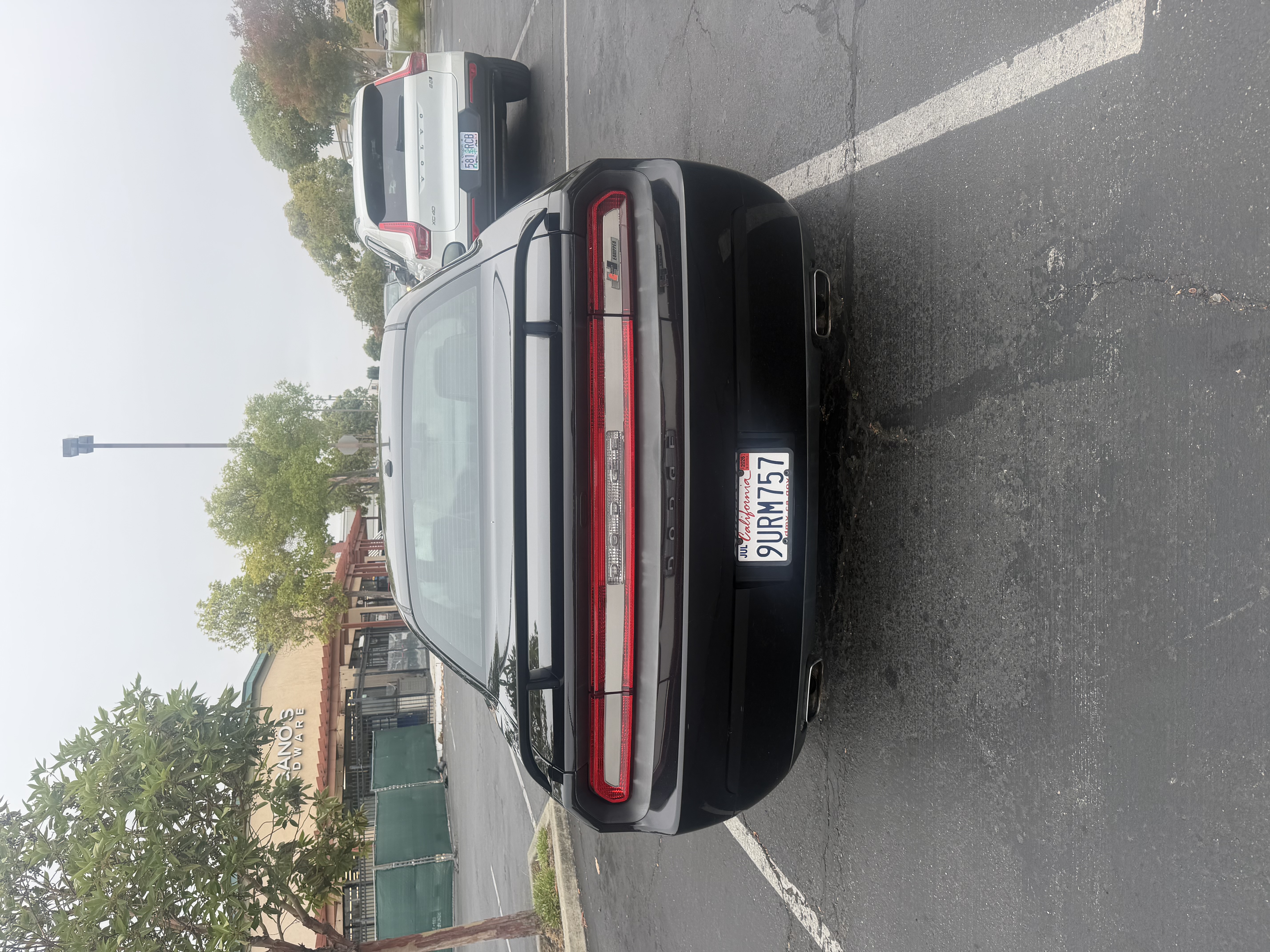 Used 2011 Dodge Challenger R/T RWD image 10