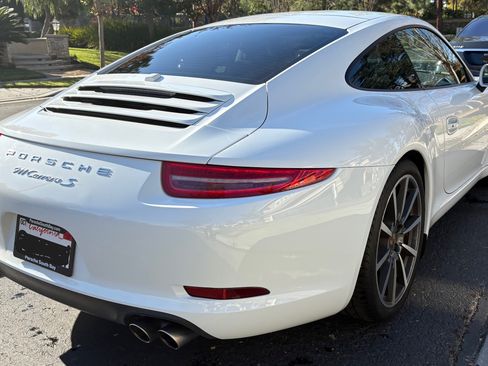 Used 2013 Porsche 911 Carrera S image 2