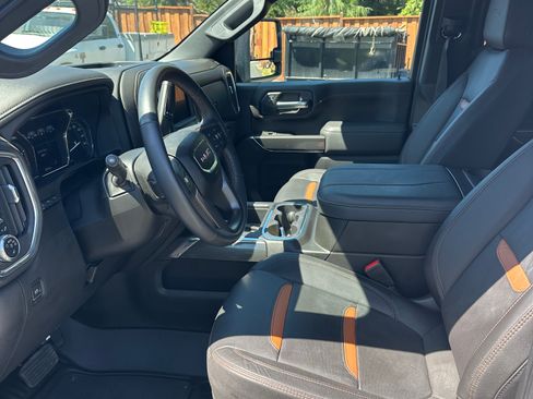 Used 2023 GMC Sierra 2500 AT4 w/ AT4 Premium Plus Package AWD/4WD image 13