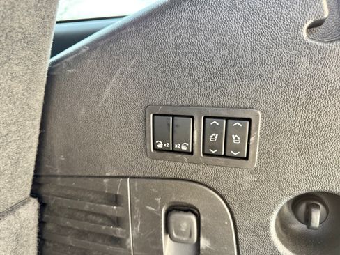 Used 2016 GMC Yukon Denali w/ Open Road Package image 20