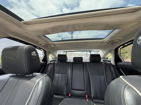 Used 2015 Jaguar XJ L Portfolio image 21