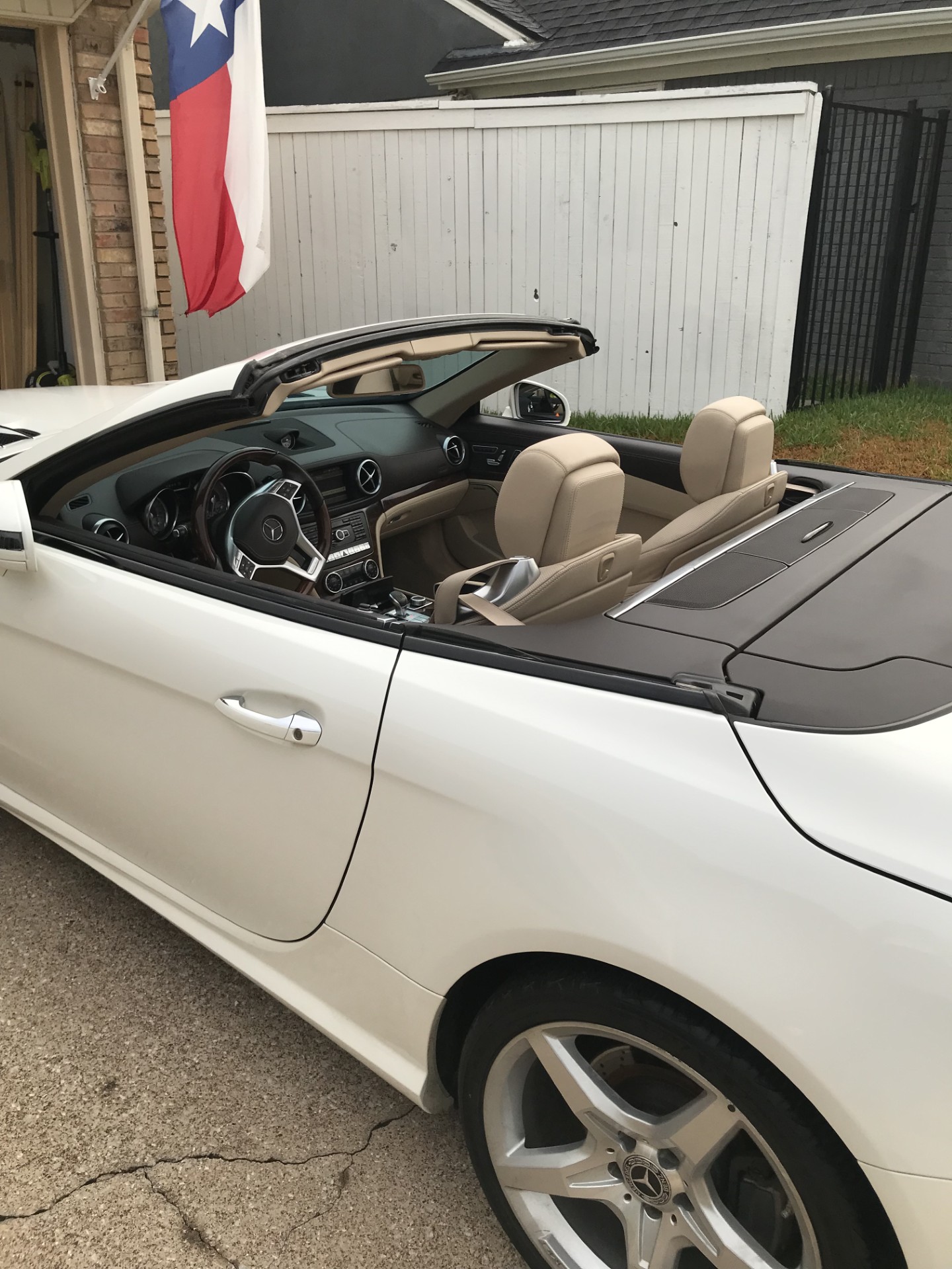 Used 2013 Mercedes-Benz SL 550 image 10