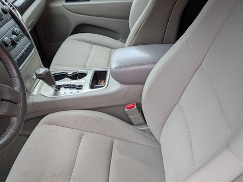 Used 2013 Jeep Grand Cherokee Laredo image 13