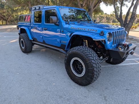 Used 2021 Jeep Gladiator Rubicon image 1