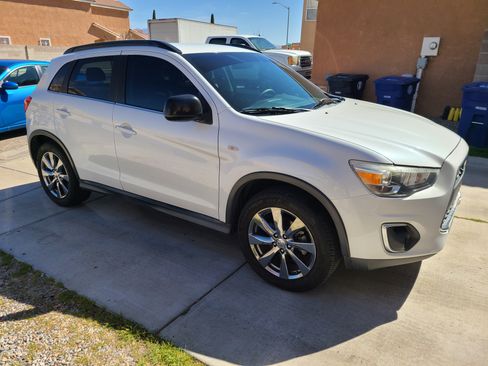 Used 2013 Mitsubishi Outlander Sport LE image 4