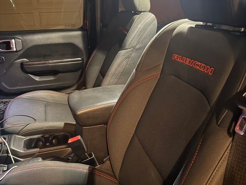 Used 2020 Jeep Wrangler Rubicon w/ LED Lighting Group image 18