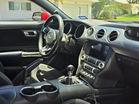 Used 2019 Ford Mustang GT w/ Equipment Group 301A image 12