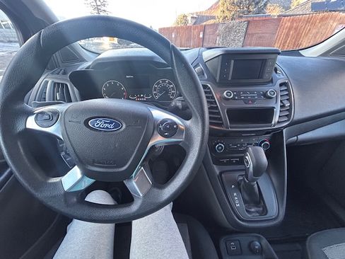 Used 2023 Ford Transit Connect XL image 14