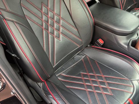 Used 2023 Toyota RAV4 AWD Hybrid image 6