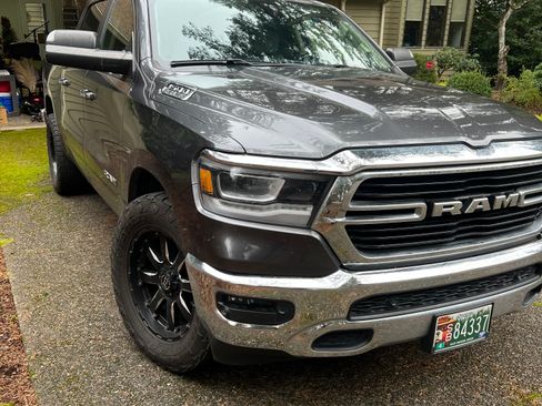 Used 2019 RAM 1500 Big Horn image 23