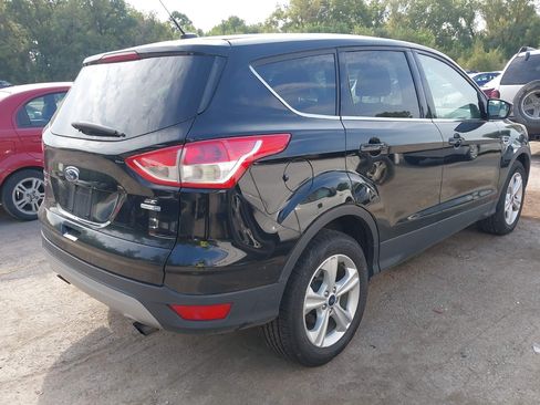 Used 2016 Ford Escape SE image 4