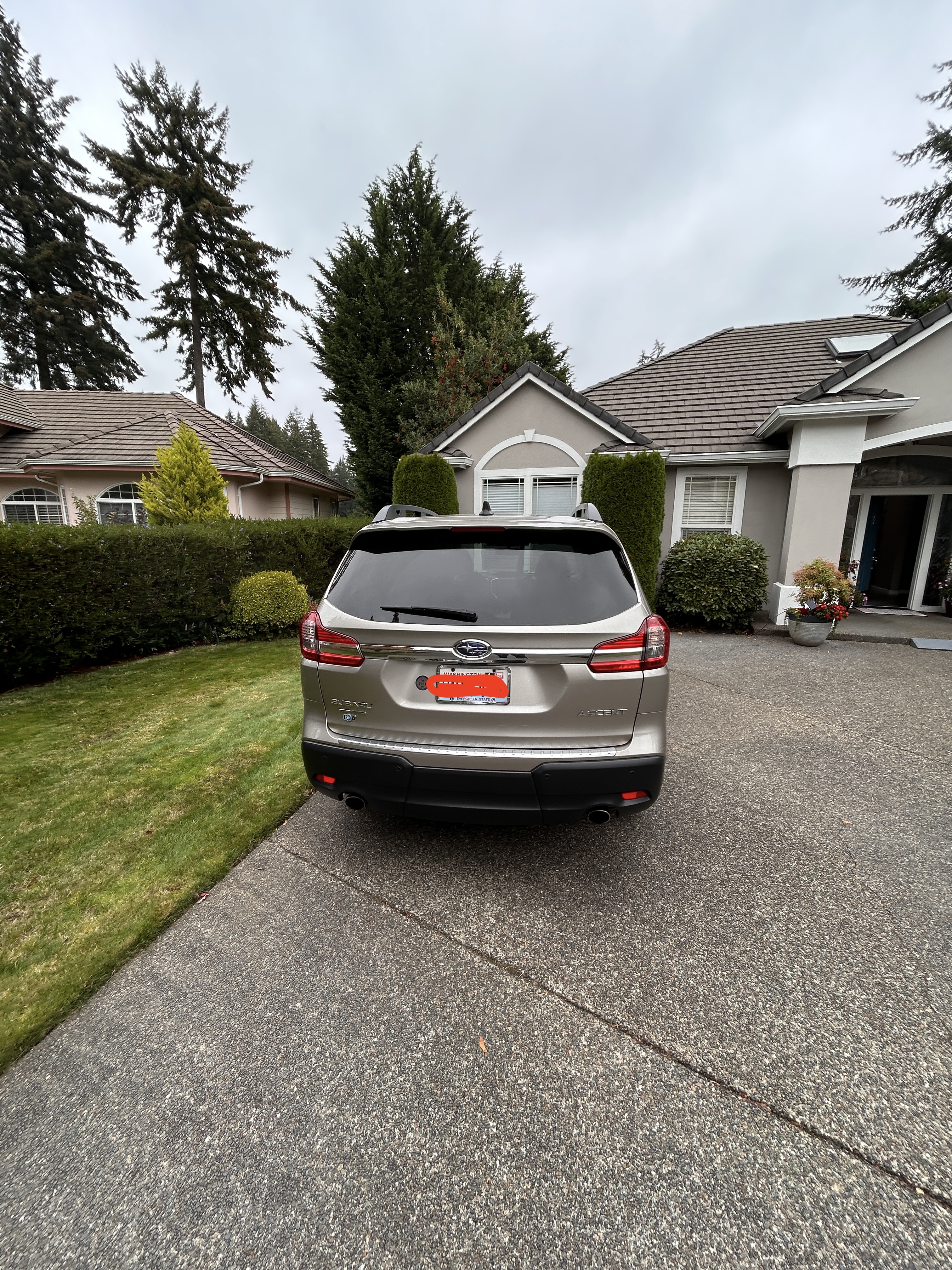Used 2019 Subaru Ascent Premium w/ Popular Package #2A AWD/4WD image 2
