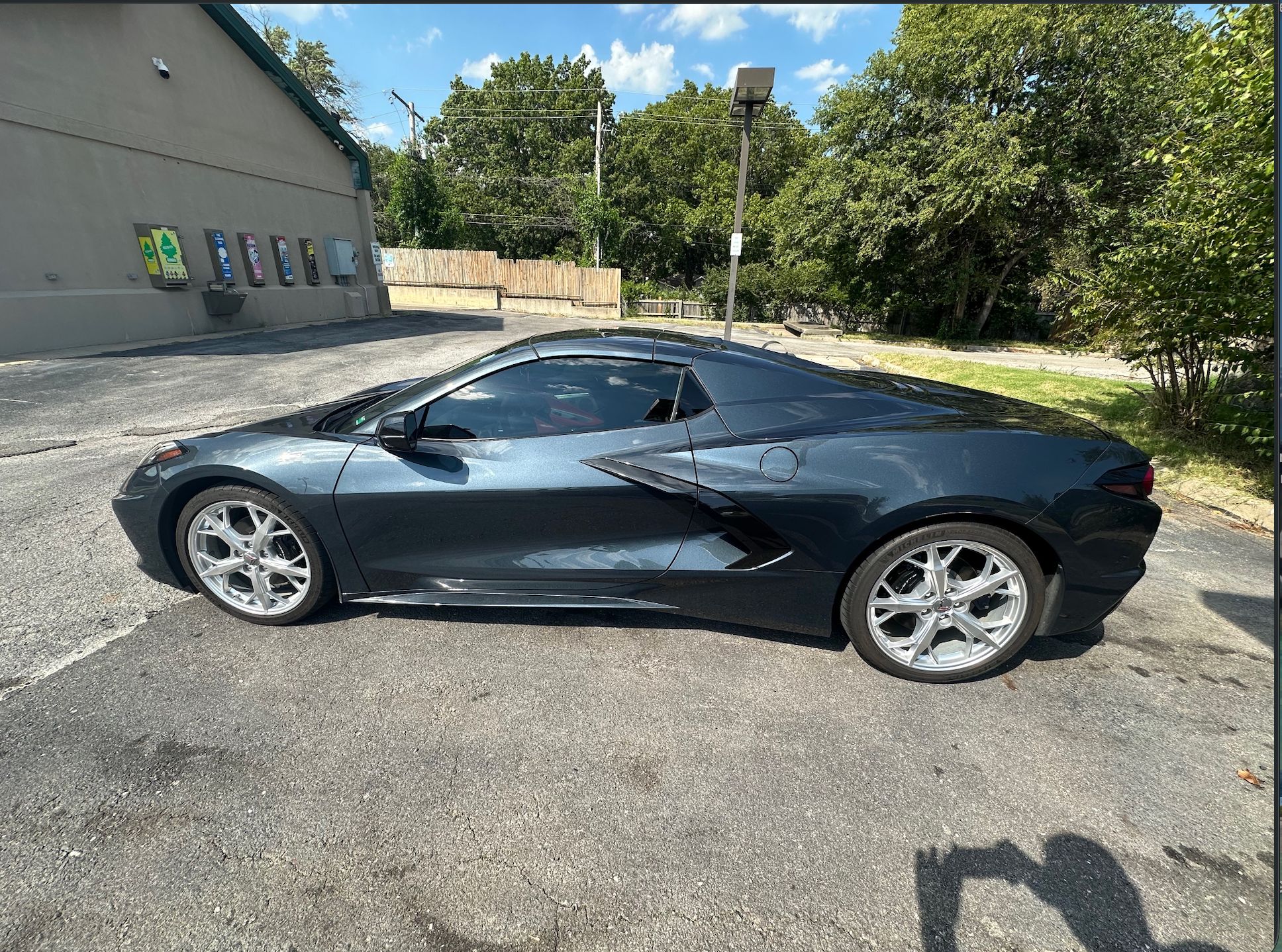 Used 2020 Chevrolet Corvette Stingray Preferred Conv w/ 2LT Preferred Equipment Group RWD image 4