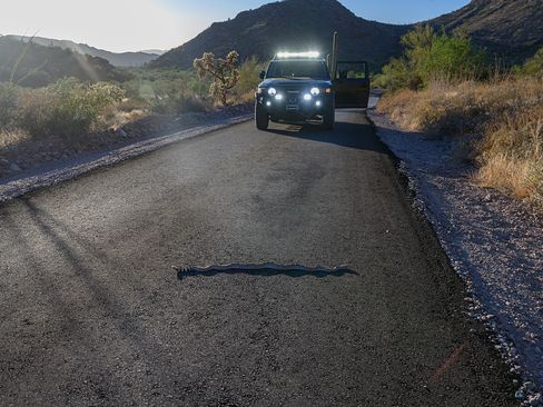 Used 2014 Toyota FJ Cruiser 4WD image 10