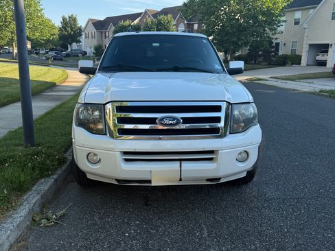Used 2014 Ford Expedition EL Limited w/ Equipment Group 301A AWD/4WD image 15