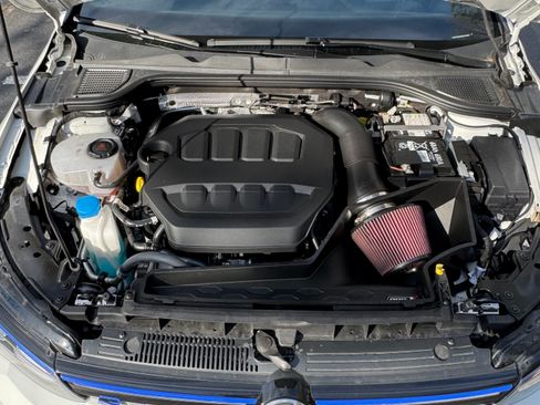 Used 2024 Volkswagen Golf R Hatchback Sedan 4D image 5