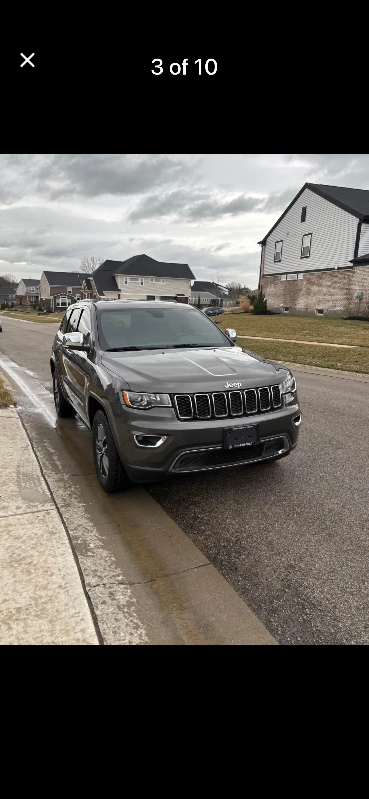 Used 2017 Jeep Grand Cherokee Limited AWD/4WD image 4