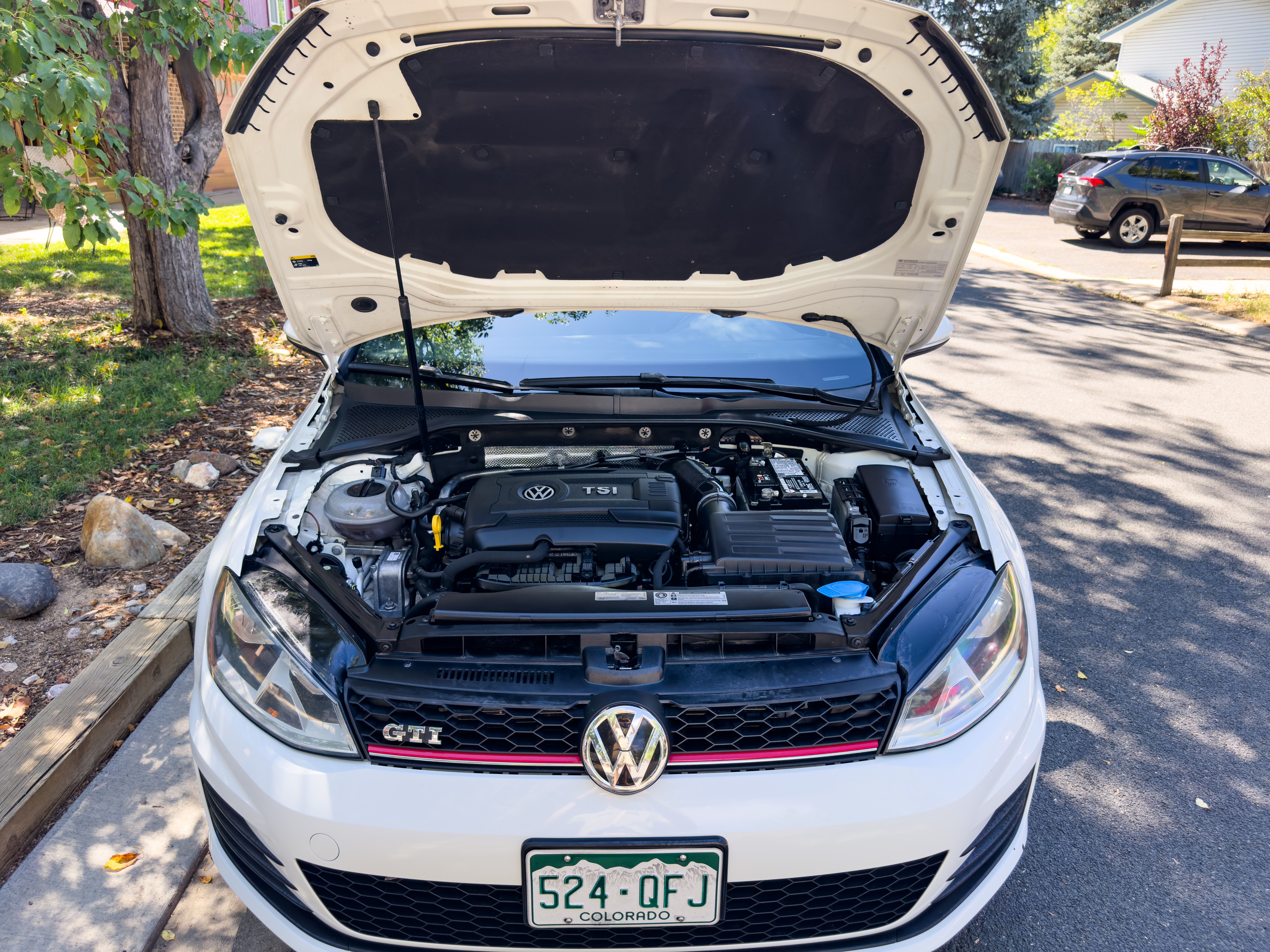 Used 2015 Volkswagen GTI SE FWD image 26