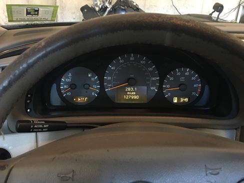 Used 2001 Mercedes-Benz CLK 430 Coupe image 9