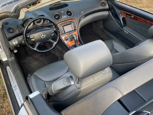Used 2003 Mercedes-Benz SL 500 image 6